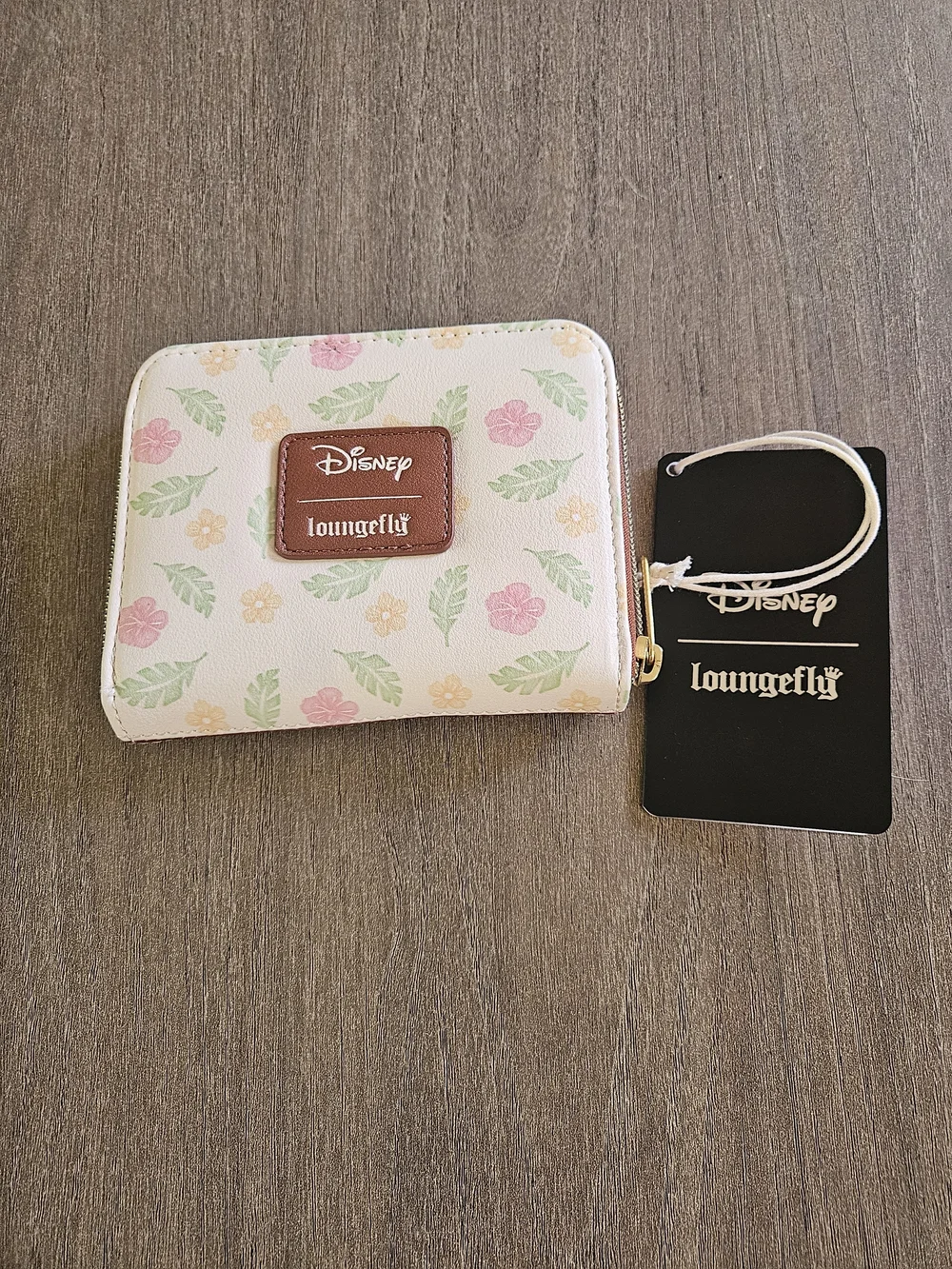 Loungefly zip wallet